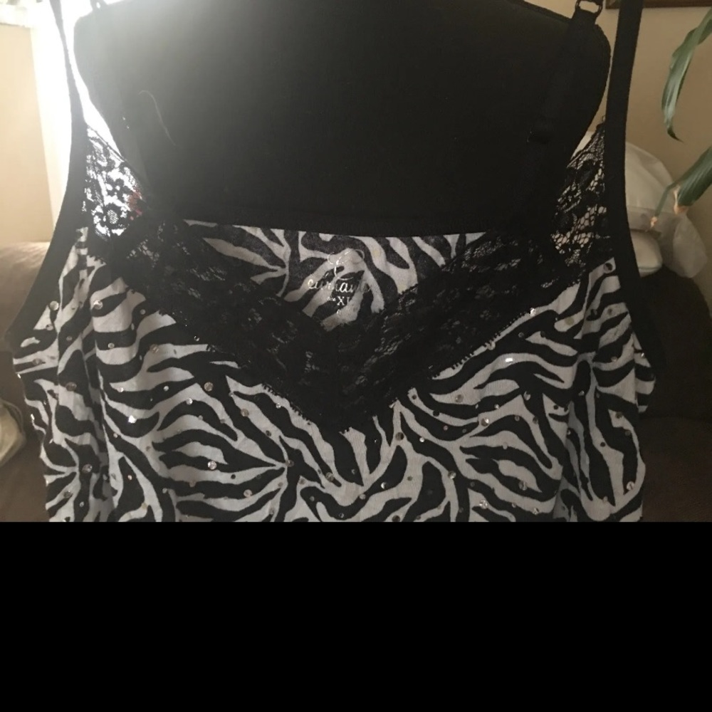 Currants Adjustable Strap Drop Tunic XL